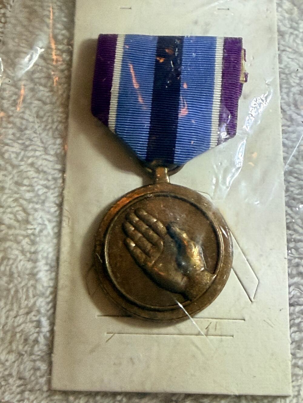 US Armed Forces Medal For Humanitarian Service Military Medal Ribbon Bar Set NOS